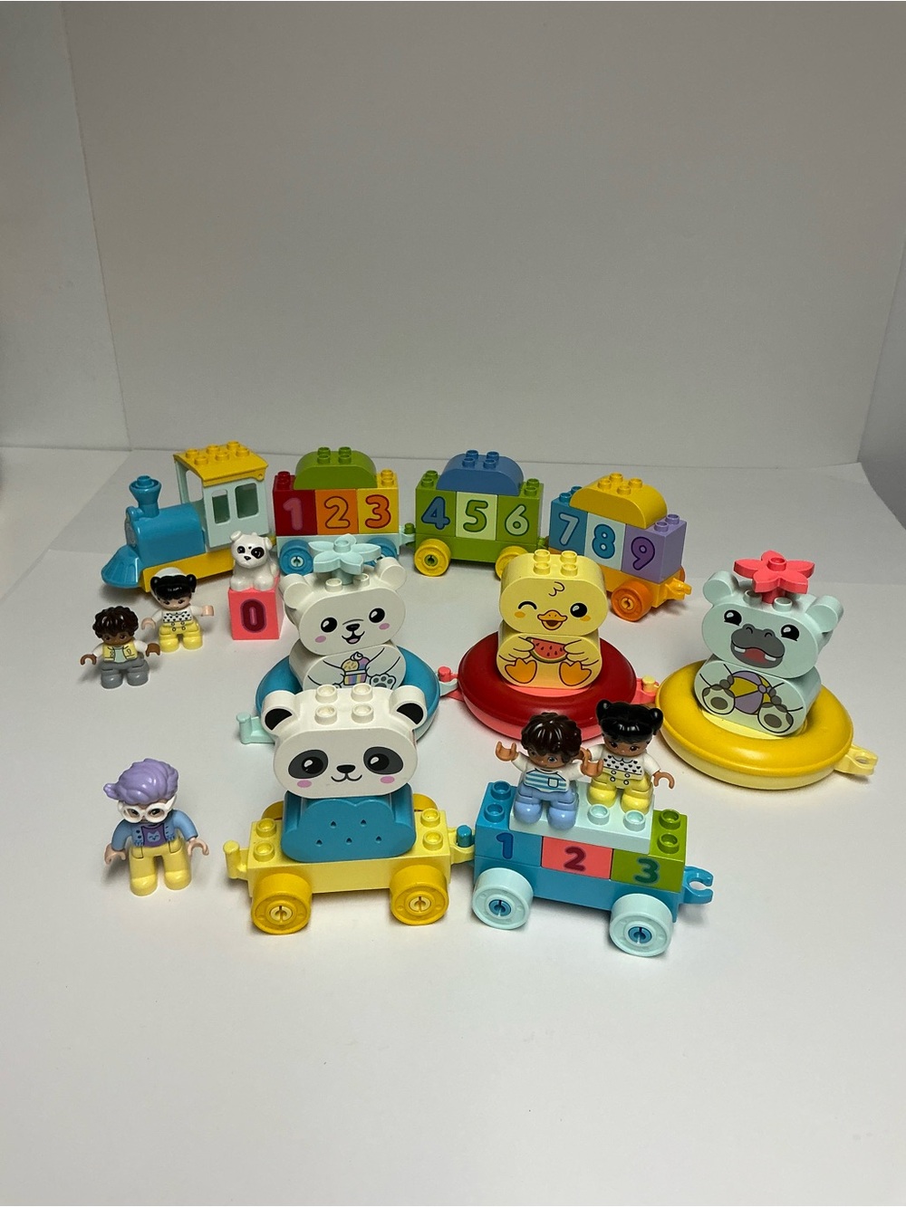 Lego Duplo Lot- Bath Toys & Number Train